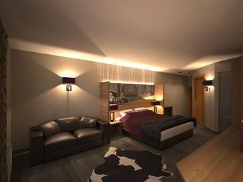 Hotel Harmony